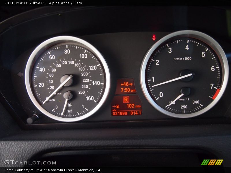 Alpine White / Black 2011 BMW X6 xDrive35i