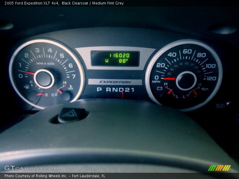  2005 Expedition XLT 4x4 XLT 4x4 Gauges