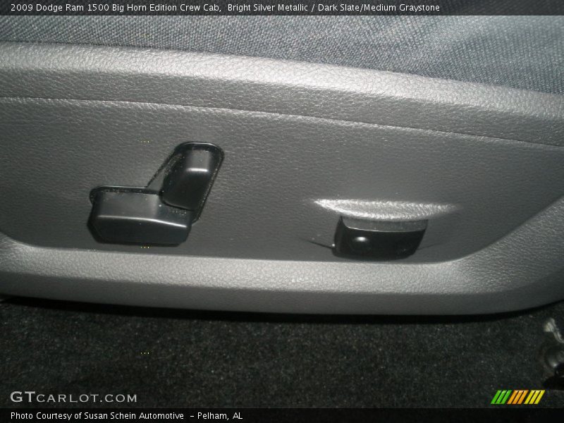 Bright Silver Metallic / Dark Slate/Medium Graystone 2009 Dodge Ram 1500 Big Horn Edition Crew Cab
