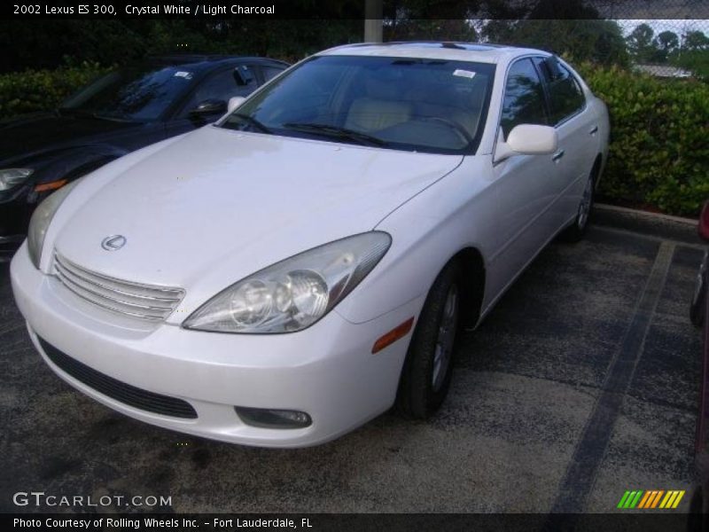 Crystal White / Light Charcoal 2002 Lexus ES 300