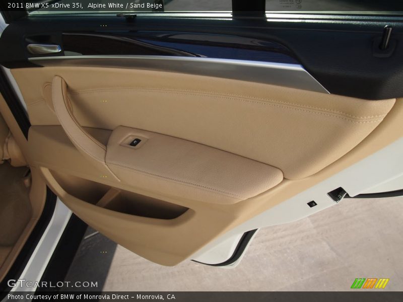 Alpine White / Sand Beige 2011 BMW X5 xDrive 35i