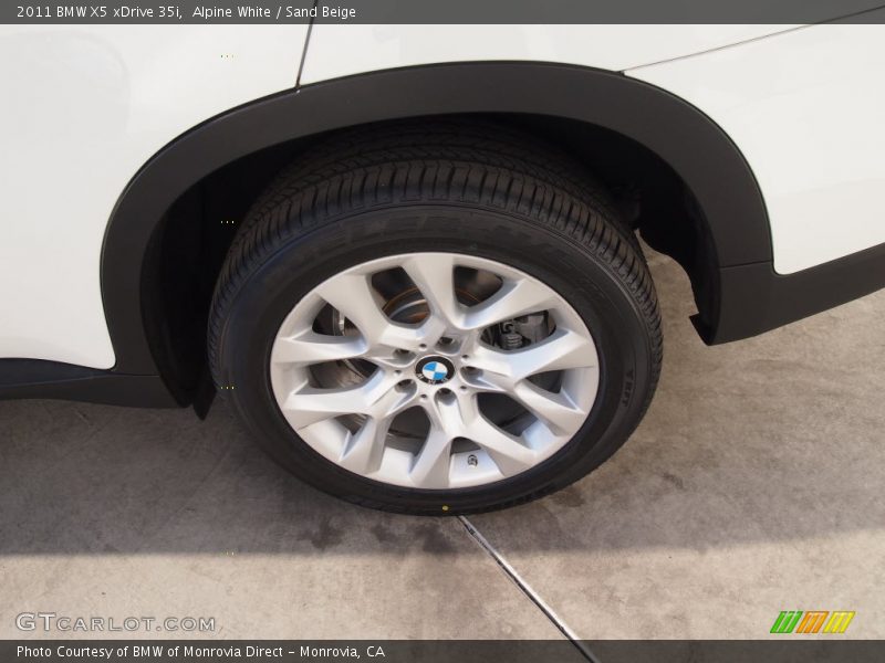 Alpine White / Sand Beige 2011 BMW X5 xDrive 35i