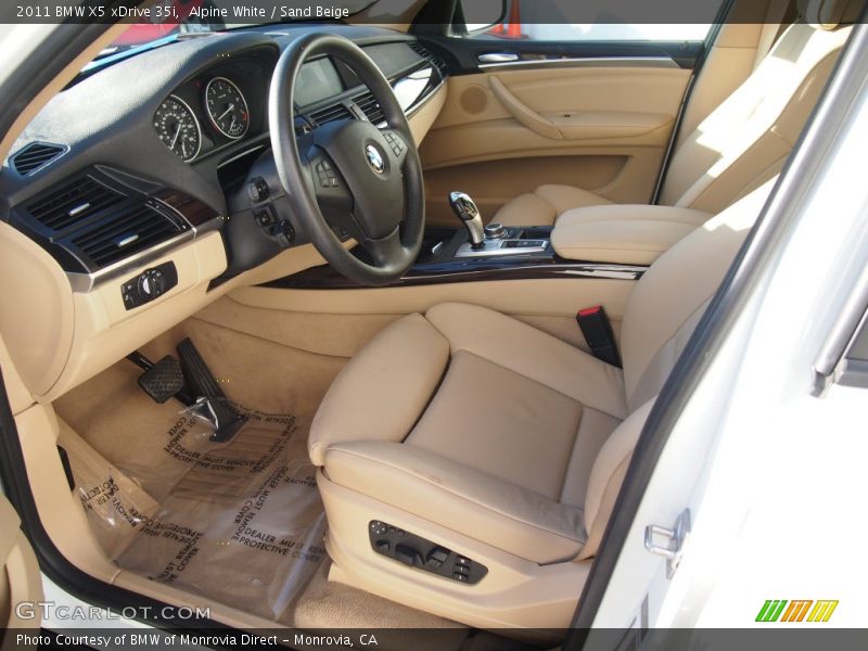 Alpine White / Sand Beige 2011 BMW X5 xDrive 35i