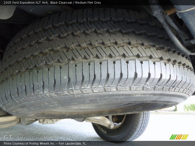 Undercarriage of 2005 Expedition XLT 4x4