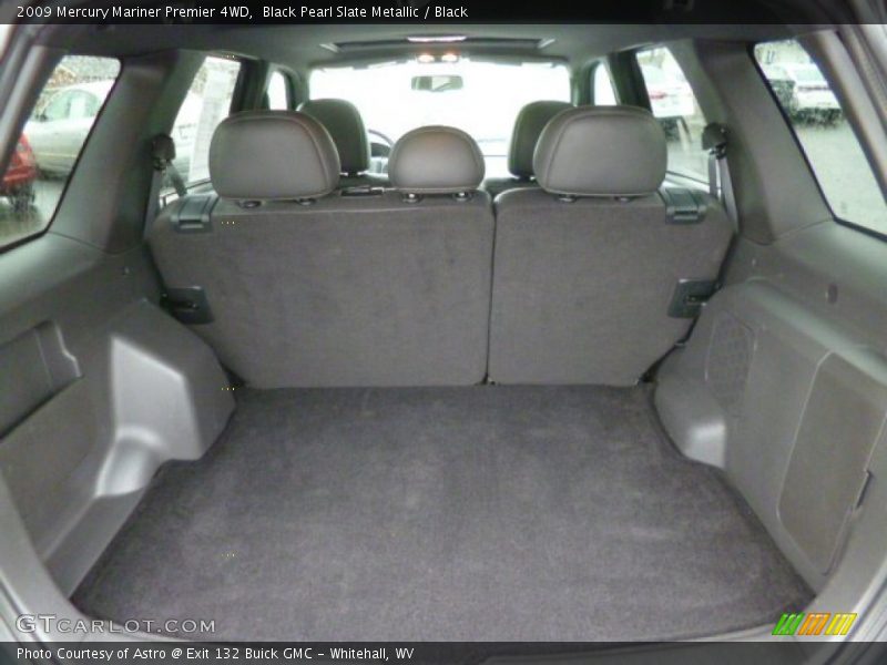  2009 Mariner Premier 4WD Trunk