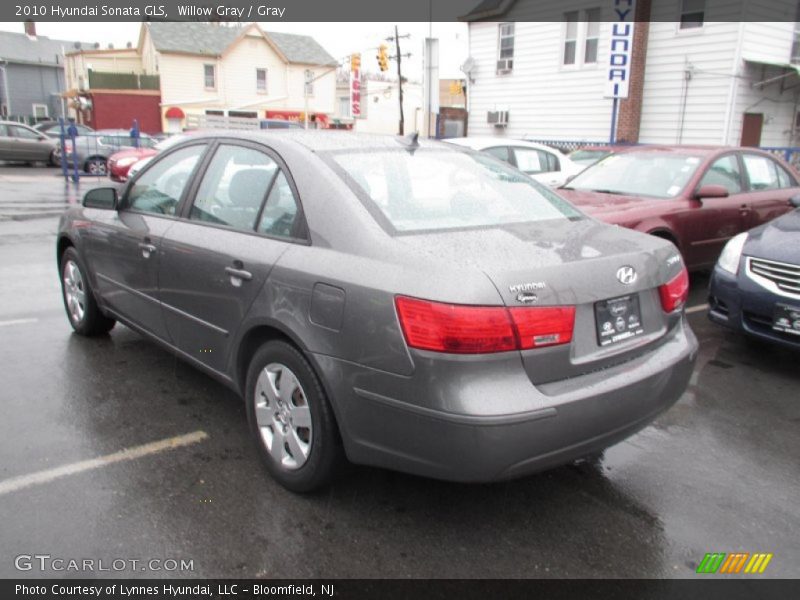 Willow Gray / Gray 2010 Hyundai Sonata GLS