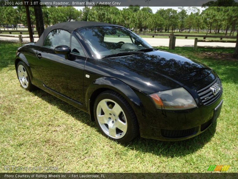 Front 3/4 View of 2001 TT 1.8T quattro Roadster