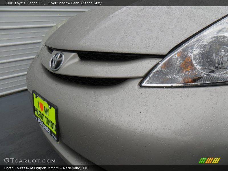 Silver Shadow Pearl / Stone Gray 2006 Toyota Sienna XLE