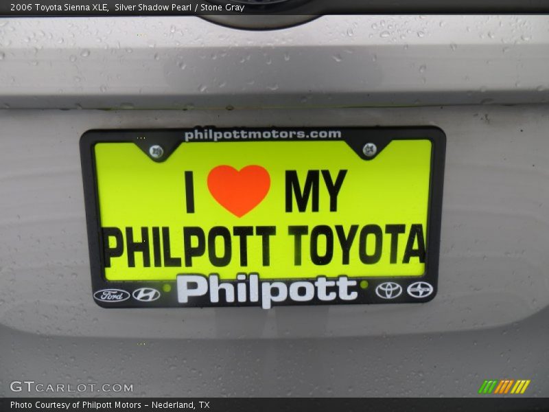 Silver Shadow Pearl / Stone Gray 2006 Toyota Sienna XLE