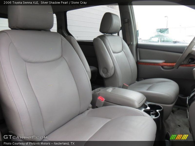 Silver Shadow Pearl / Stone Gray 2006 Toyota Sienna XLE