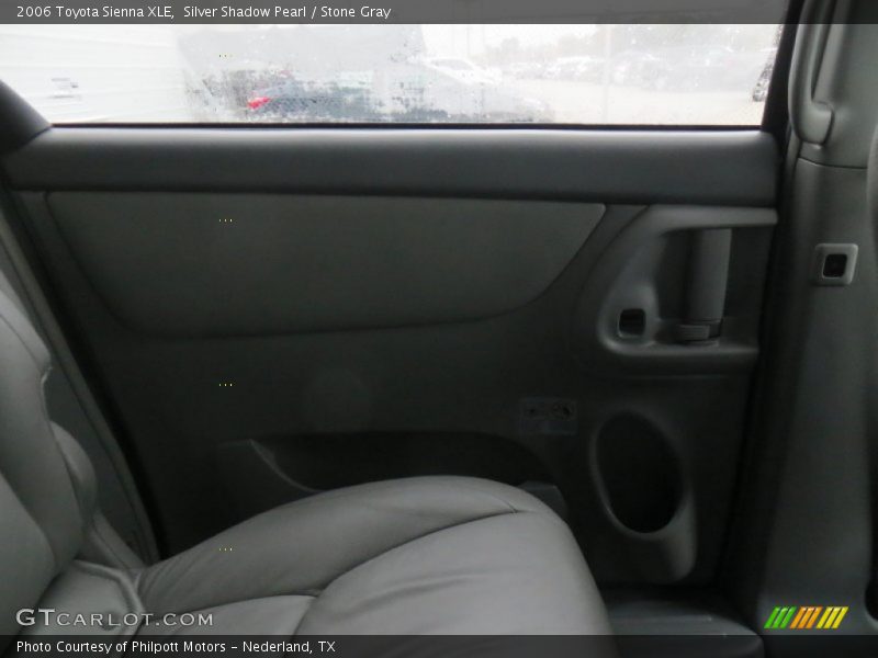 Silver Shadow Pearl / Stone Gray 2006 Toyota Sienna XLE
