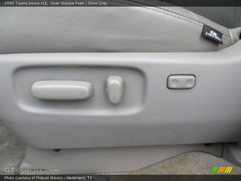 Silver Shadow Pearl / Stone Gray 2006 Toyota Sienna XLE
