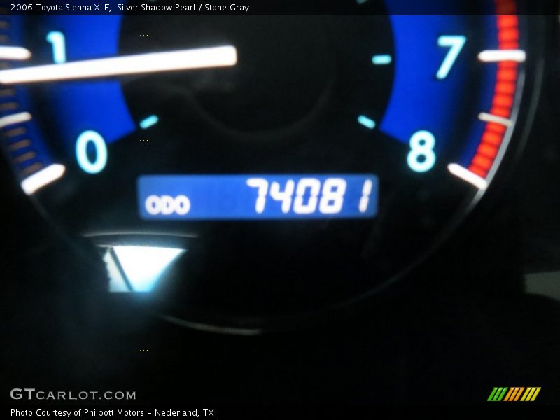 Silver Shadow Pearl / Stone Gray 2006 Toyota Sienna XLE