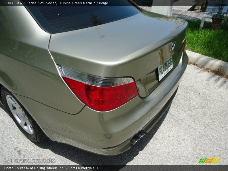 Olivine Green Metallic / Beige 2004 BMW 5 Series 525i Sedan