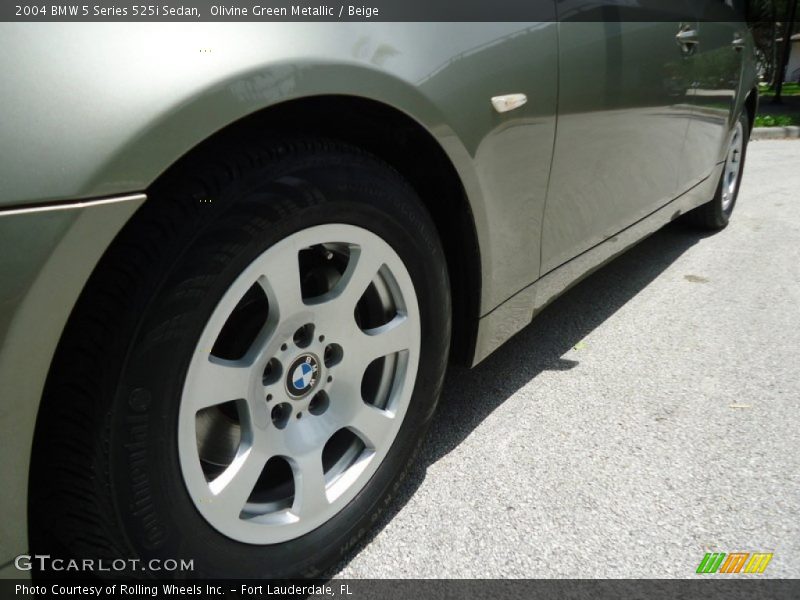 Olivine Green Metallic / Beige 2004 BMW 5 Series 525i Sedan