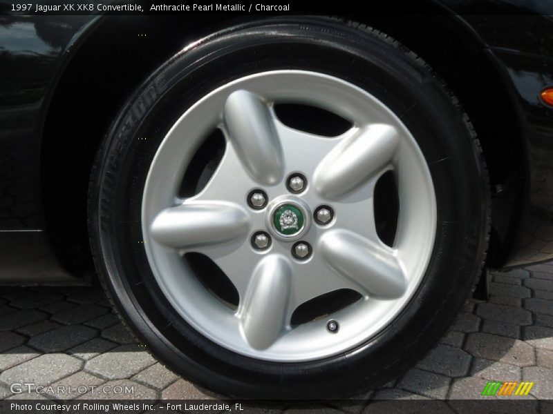  1997 XK XK8 Convertible Wheel