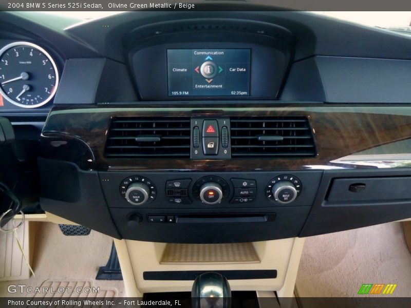 Controls of 2004 5 Series 525i Sedan