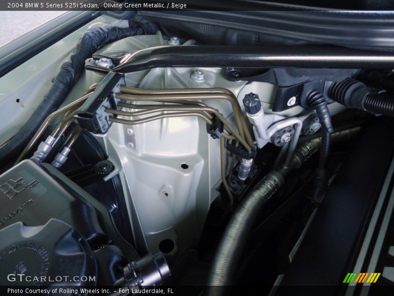 Olivine Green Metallic / Beige 2004 BMW 5 Series 525i Sedan