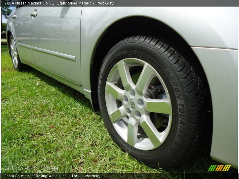 Liquid Silver Metallic / Frost Gray 2004 Nissan Maxima 3.5 SL