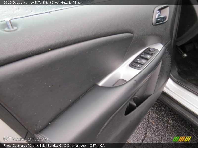 Bright Silver Metallic / Black 2012 Dodge Journey SXT