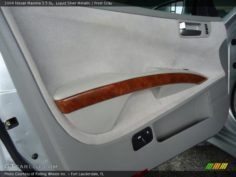 Liquid Silver Metallic / Frost Gray 2004 Nissan Maxima 3.5 SL