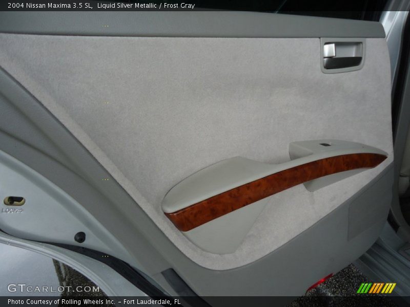 Liquid Silver Metallic / Frost Gray 2004 Nissan Maxima 3.5 SL