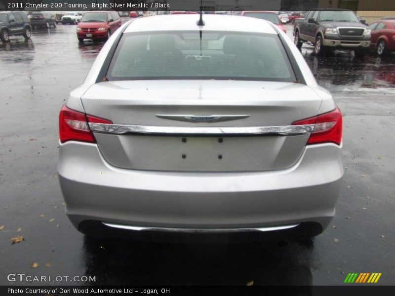 Bright Silver Metallic / Black 2011 Chrysler 200 Touring