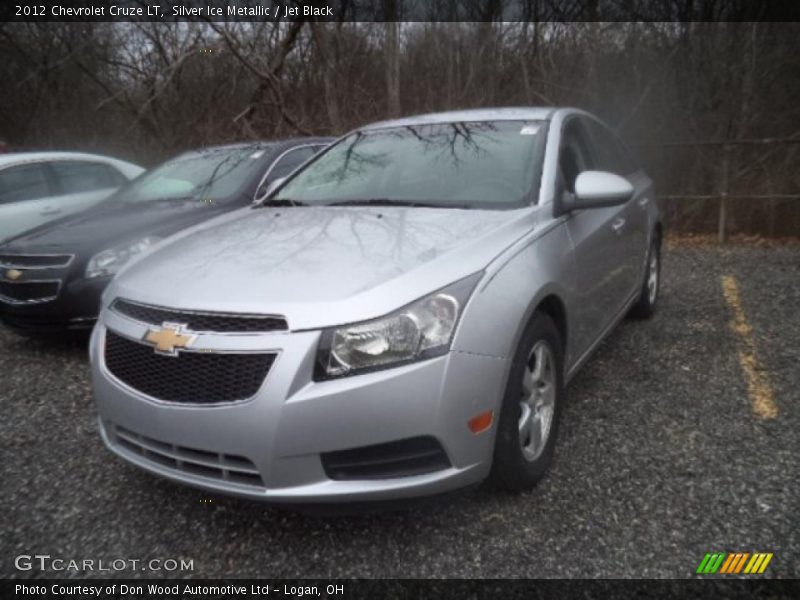 Silver Ice Metallic / Jet Black 2012 Chevrolet Cruze LT