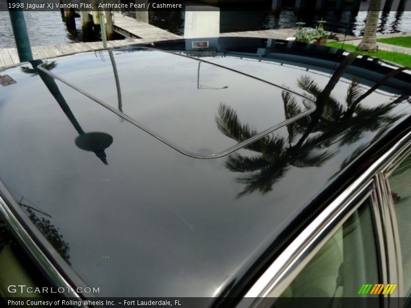 Anthracite Pearl / Cashmere 1998 Jaguar XJ Vanden Plas
