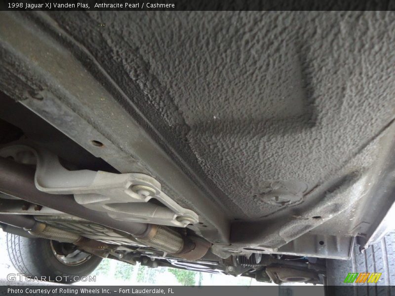 Undercarriage of 1998 XJ Vanden Plas