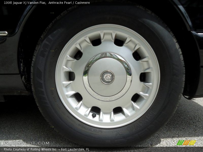 Anthracite Pearl / Cashmere 1998 Jaguar XJ Vanden Plas