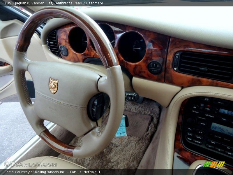  1998 XJ Vanden Plas Steering Wheel