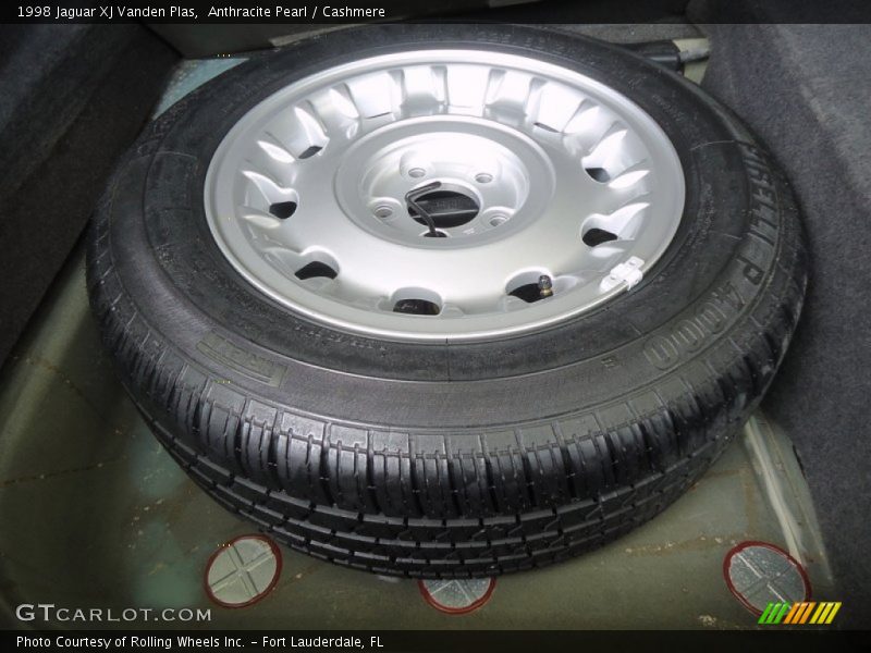 Anthracite Pearl / Cashmere 1998 Jaguar XJ Vanden Plas