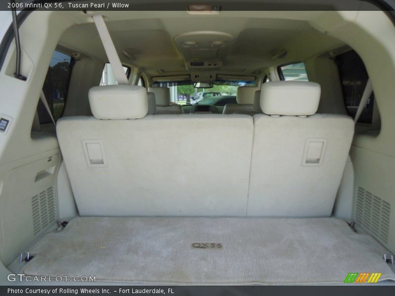  2006 QX 56 Trunk