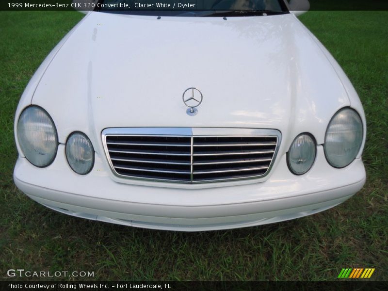 Glacier White / Oyster 1999 Mercedes-Benz CLK 320 Convertible