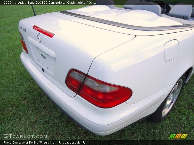 Glacier White / Oyster 1999 Mercedes-Benz CLK 320 Convertible