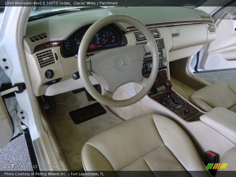 Parchment Interior - 1999 E 300TD Sedan 
