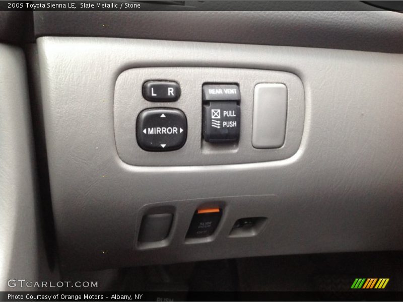 Slate Metallic / Stone 2009 Toyota Sienna LE