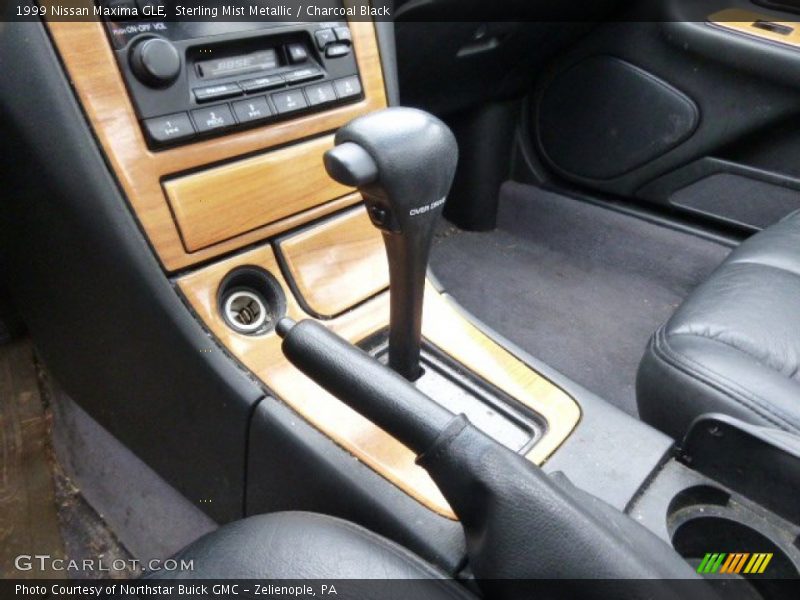 Sterling Mist Metallic / Charcoal Black 1999 Nissan Maxima GLE
