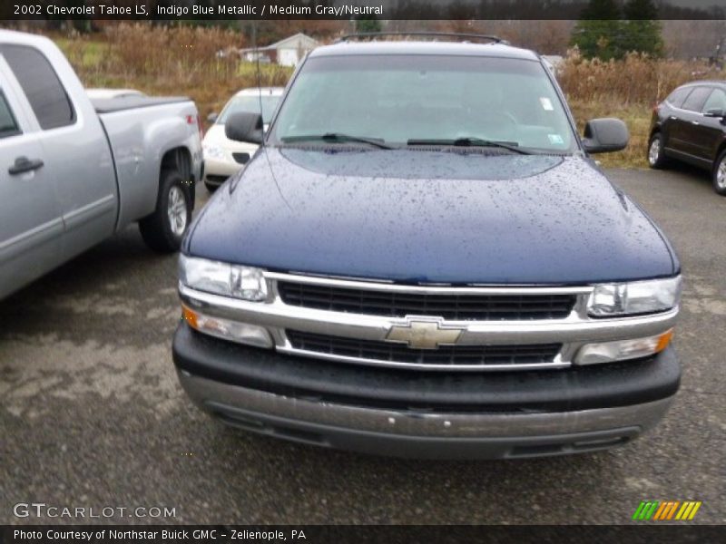 Indigo Blue Metallic / Medium Gray/Neutral 2002 Chevrolet Tahoe LS
