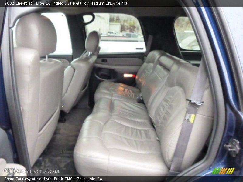Indigo Blue Metallic / Medium Gray/Neutral 2002 Chevrolet Tahoe LS
