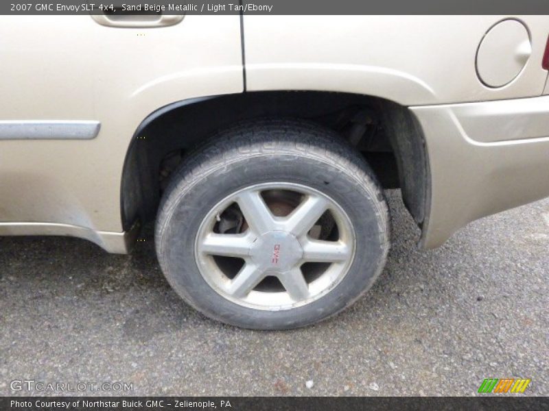 Sand Beige Metallic / Light Tan/Ebony 2007 GMC Envoy SLT 4x4