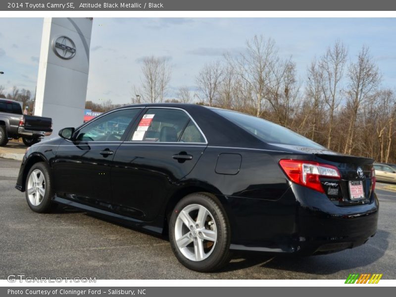 Attitude Black Metallic / Black 2014 Toyota Camry SE