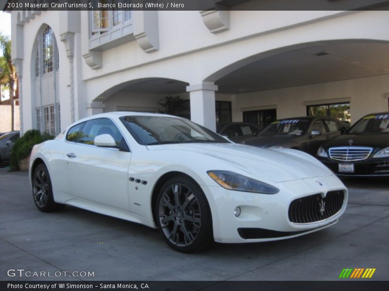 Bianco Eldorado (White) / Nero 2010 Maserati GranTurismo S