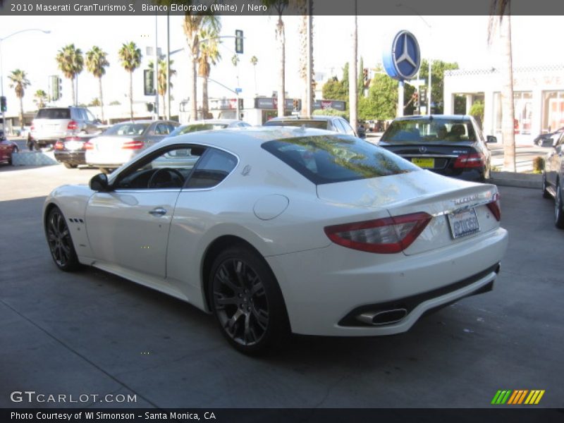 Bianco Eldorado (White) / Nero 2010 Maserati GranTurismo S