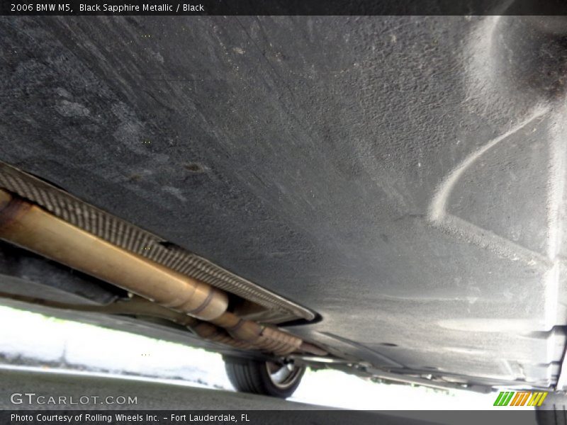 Black Sapphire Metallic / Black 2006 BMW M5