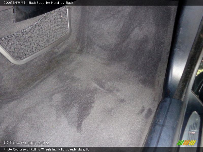 Black Sapphire Metallic / Black 2006 BMW M5
