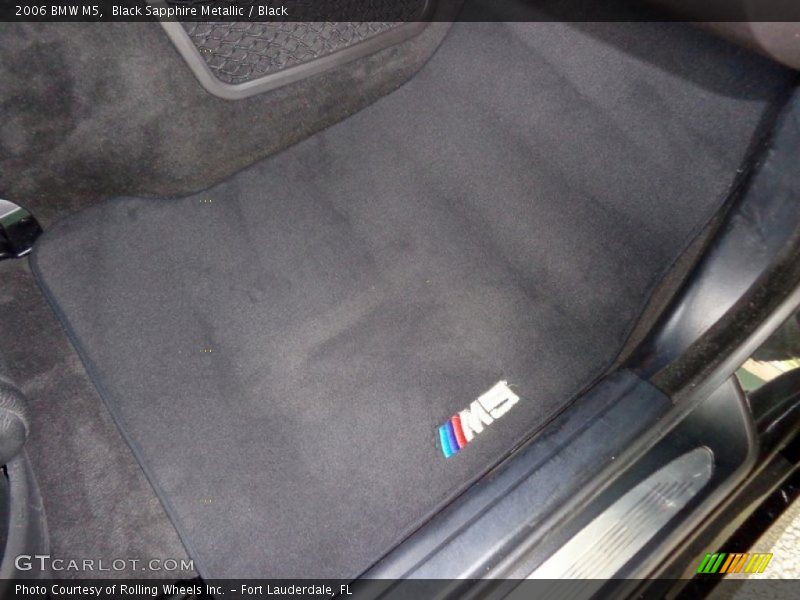 Black Sapphire Metallic / Black 2006 BMW M5