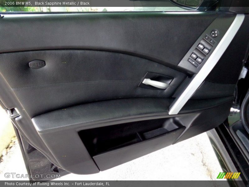 Black Sapphire Metallic / Black 2006 BMW M5