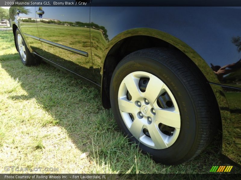 Ebony Black / Gray 2009 Hyundai Sonata GLS